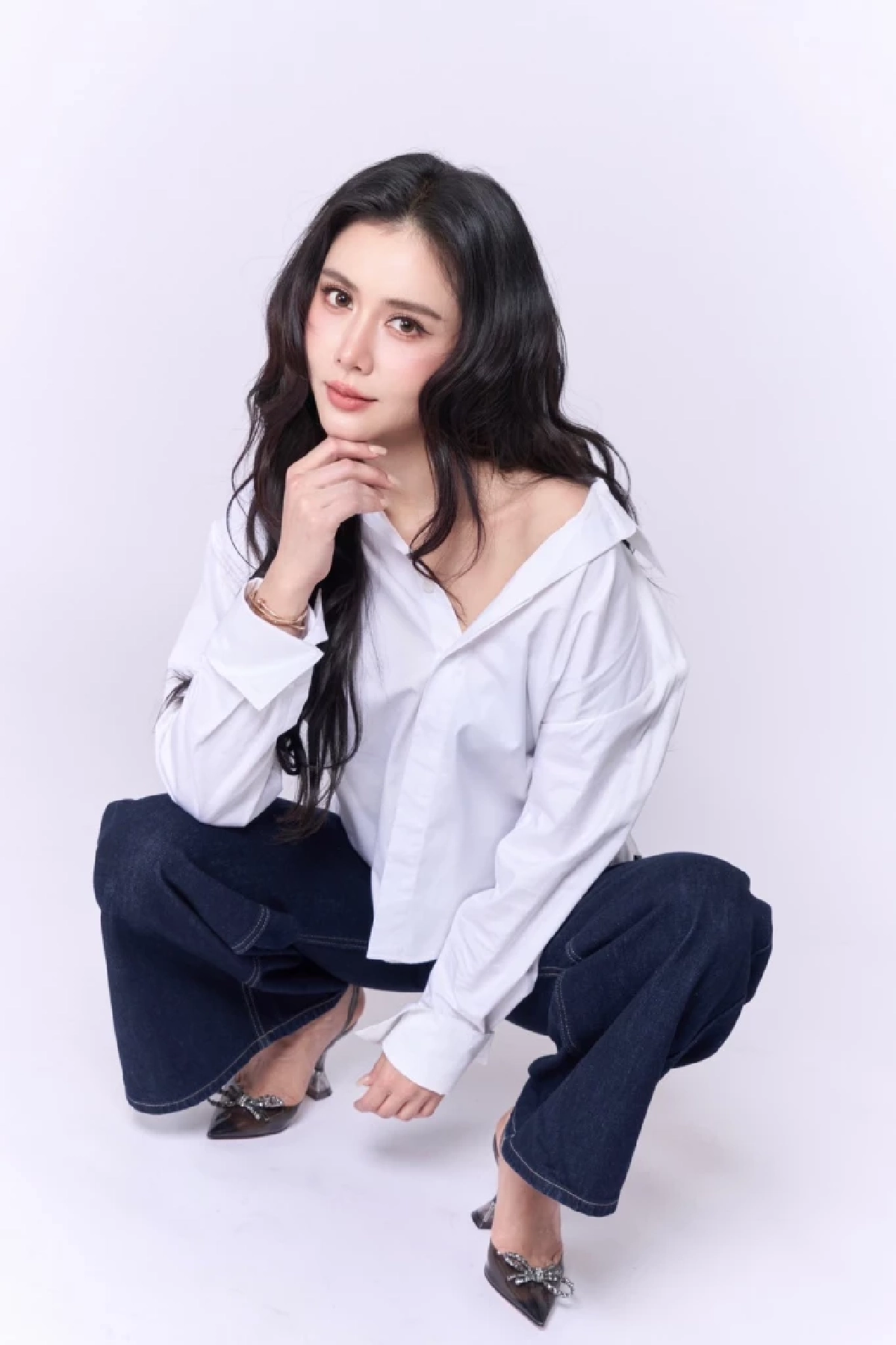 'กุ๊กกิ๊ก กชกร' ปลื้มกระแส 'แก้วหน้าม้า' แรงไม่หยุด! ลั่นอยากเล่นซีรีส์ยูริ