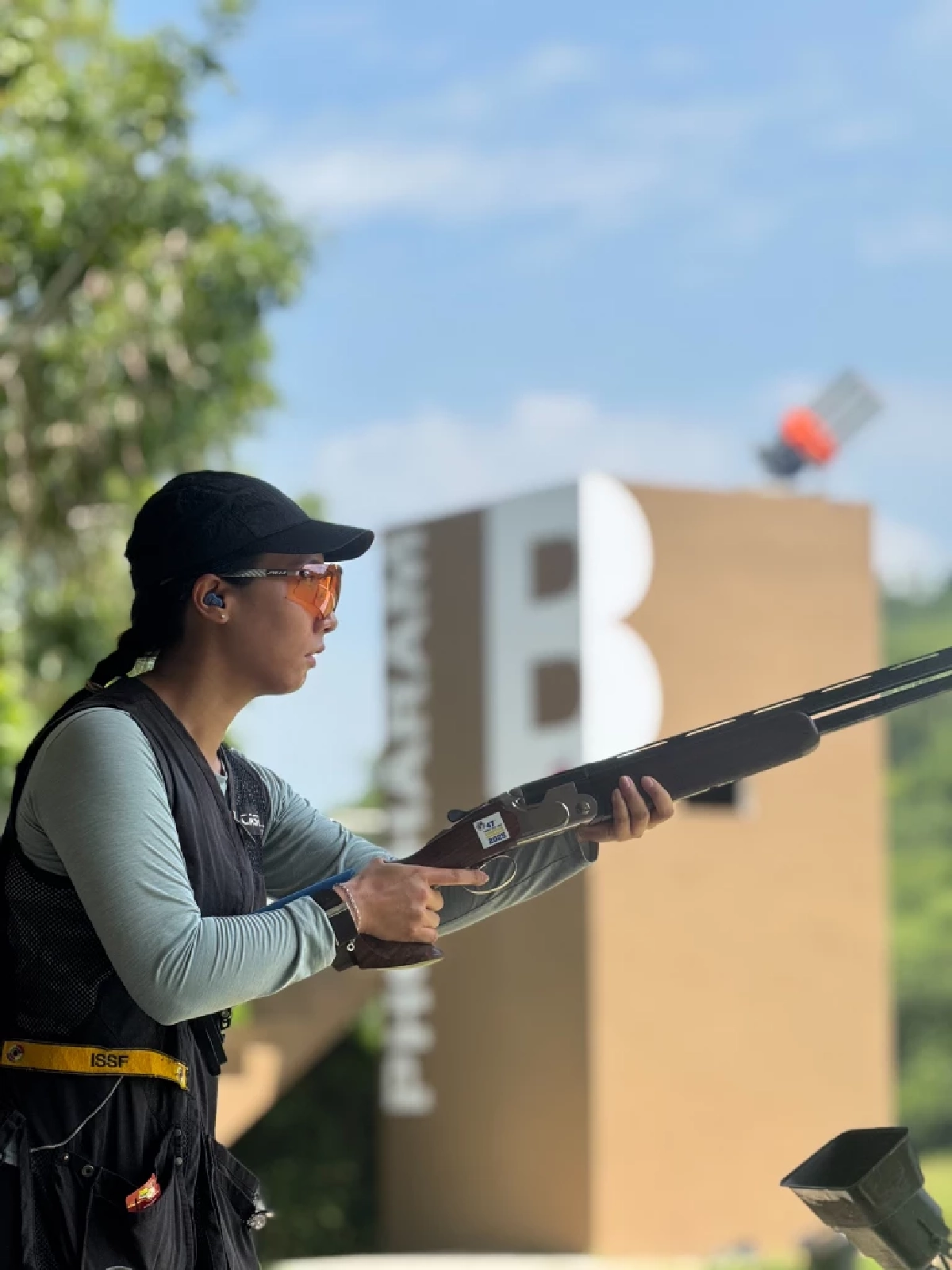 เปิดประวัติ ‘แบม ทิพย์วิภา’ ฮีโร่เหรียญซีเกมส์ ยิงเป้าบินทีมชาติไทย ไลฟ์สไตล์สุดเอ็กซ์ตรีม