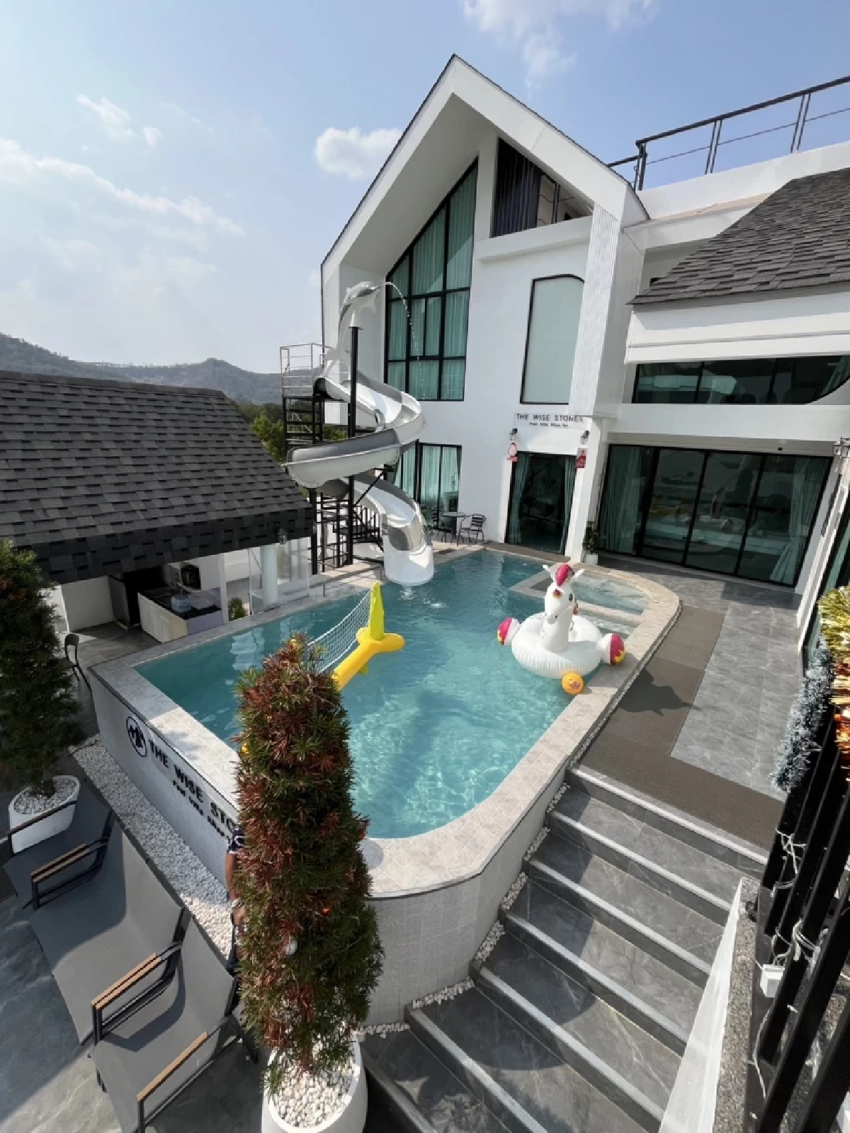ชวนเที่ยวเขาใหญ่  “The Wise Stones Pool Villa Khaoyai”  พูลวิลล่าเปิดใหม่วิวพาโนรามา