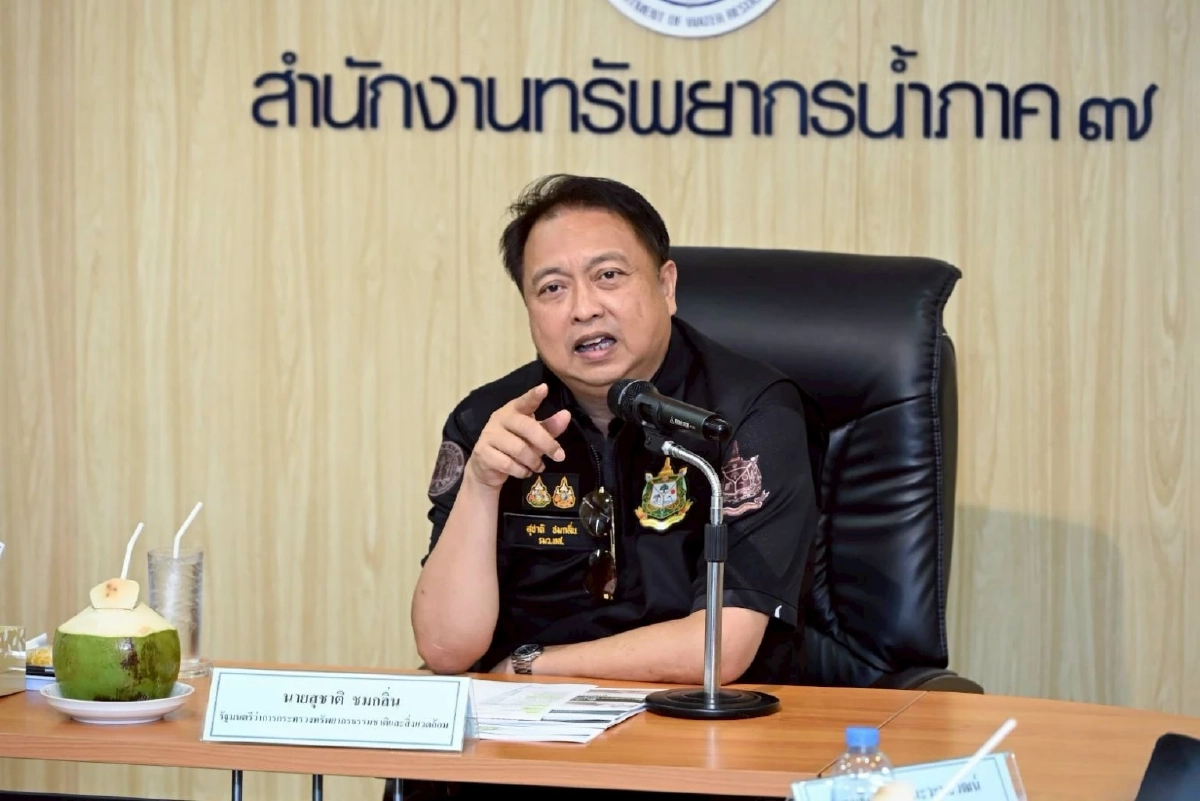 "ปลิงชมพู" นับล้านบุกฝั่ง "รมว.สุชาติ" สั่งทช.รับมือ เตือน นทท. ห้ามจับเด็ดขาด