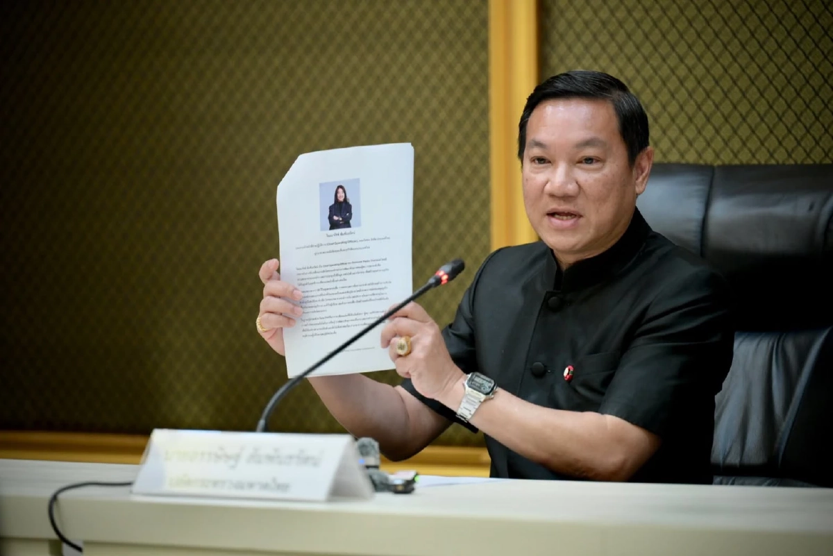 ทำความรู้จัก "จิณณารัชช์ สัมพันธรัตน์" ภรรยาปลัดกระทรวงมหาดไทย