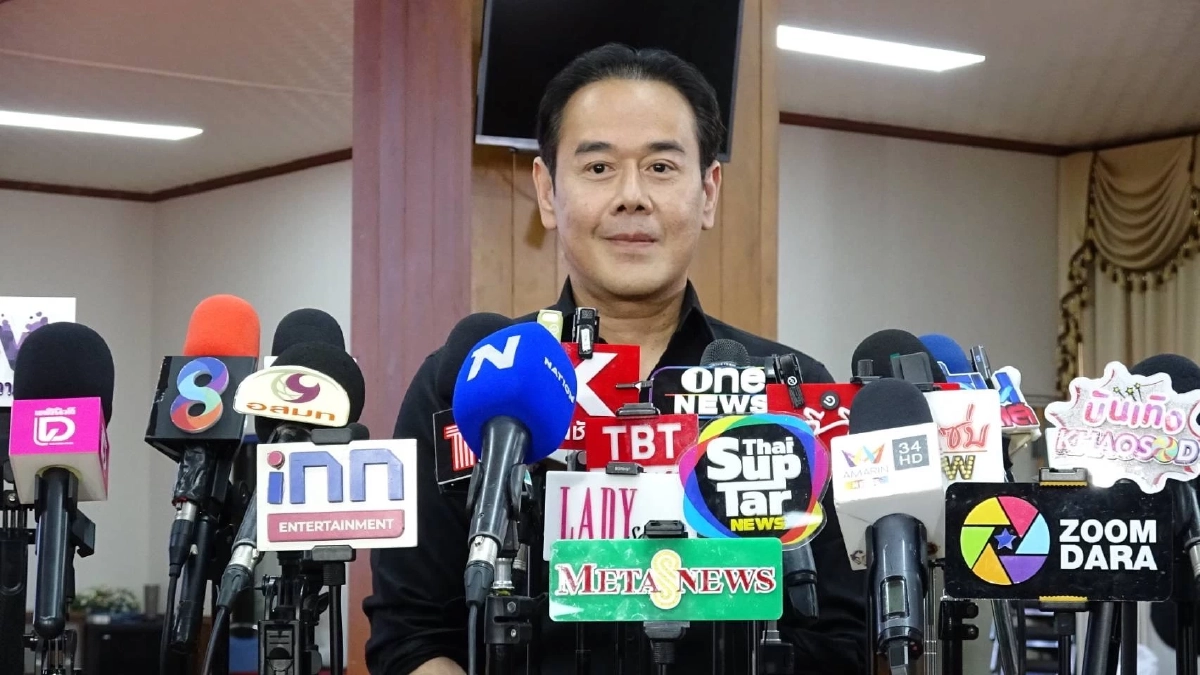 "เป๊ก สัณณ์ชัย" ไม่เลิกสักที ยอมรับเรื่อง "หนิง ปัทมา" เผยสถานะ "ธัญญ่า"