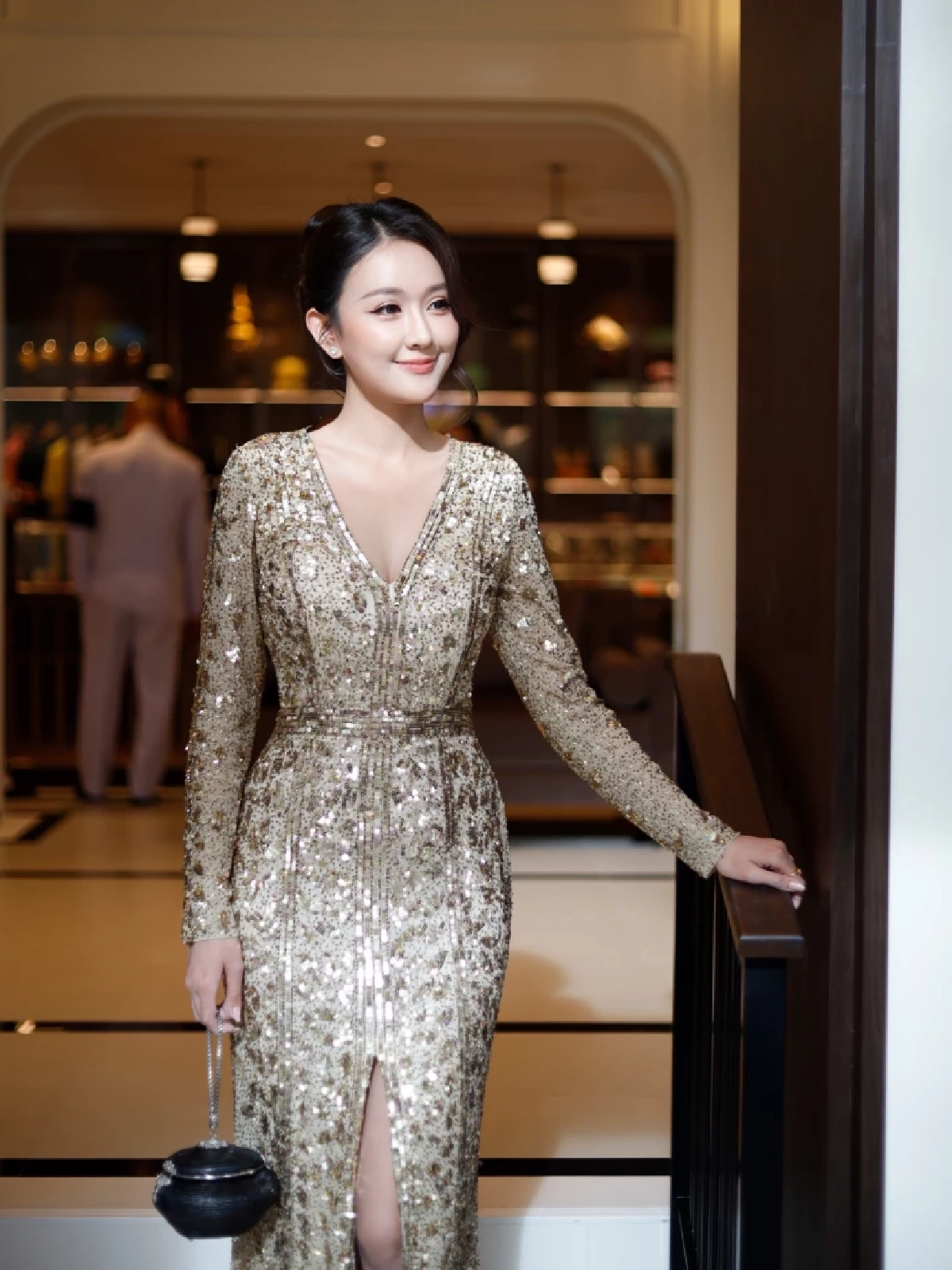 เปิดประวัติรู้จัก ‘ผู้กองซาย ภิสา’ ทายาทลิเกดัง โปรไฟล์ไม่ธรรมดา