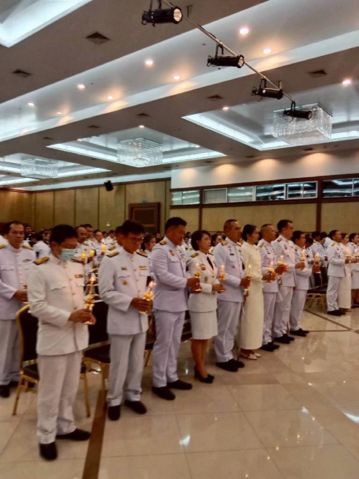 อัยการจังหวัดเเขวงนนท์ นำคณะร่วมกิจกรรมเฉลิมพระเกียรติถวายพระพรพระราชินี