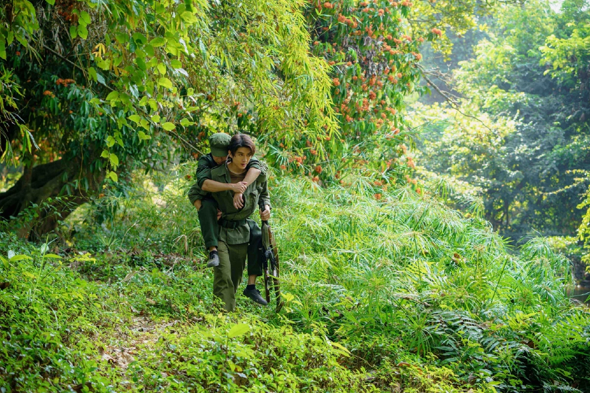 เข้มข้น ปมรัก–อุดมการณ์กลางป่าปฏิวัติ 'บาส–หลงชาง' ปะทะบทหนักสะเทือนใจ!