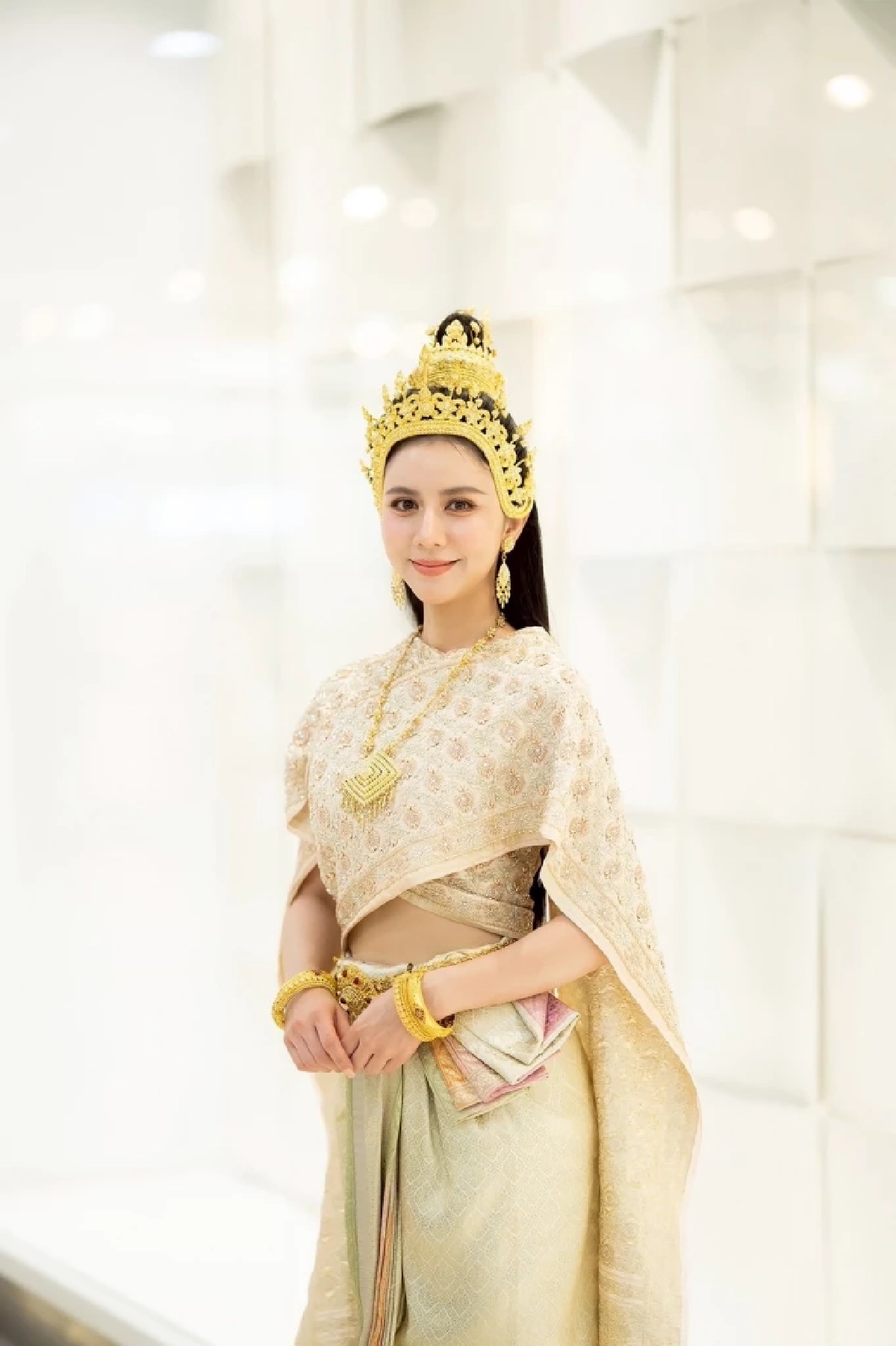 'กุ๊กกิ๊ก กชกร' ปลื้มกระแส 'แก้วหน้าม้า' แรงไม่หยุด! ลั่นอยากเล่นซีรีส์ยูริ