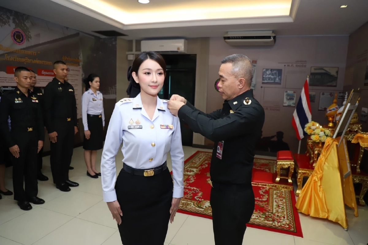 เปิดประวัติรู้จัก ‘ผู้กองซาย ภิสา’ ทายาทลิเกดัง โปรไฟล์ไม่ธรรมดา