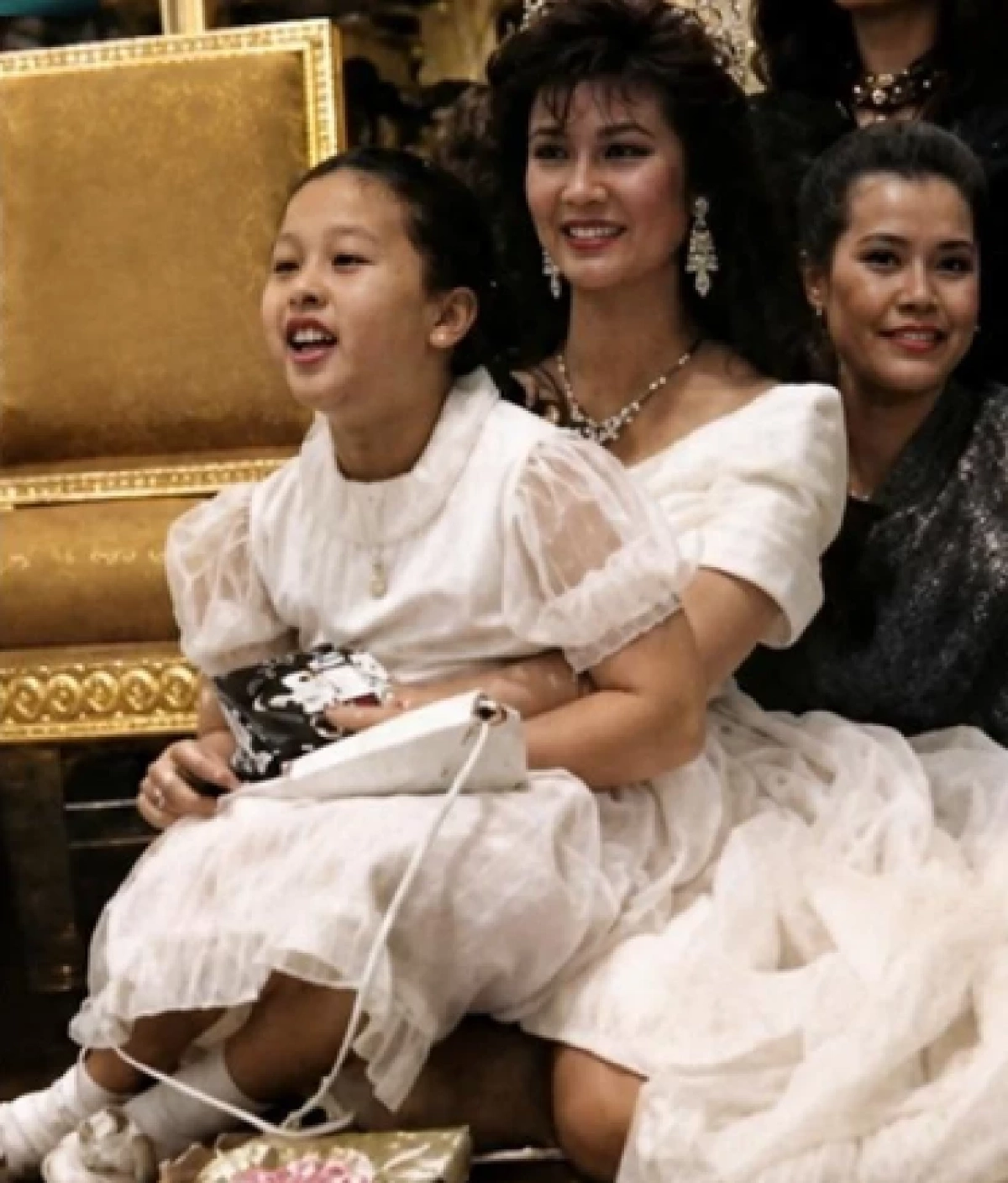 ถวายอาลัย 'ปุ๋ย ภรทิพย์'น้อมส่งเสด็จ'สมเด็จพระเจ้าลูกเธอ เจ้าฟ้าพัชรกิติยาภา'