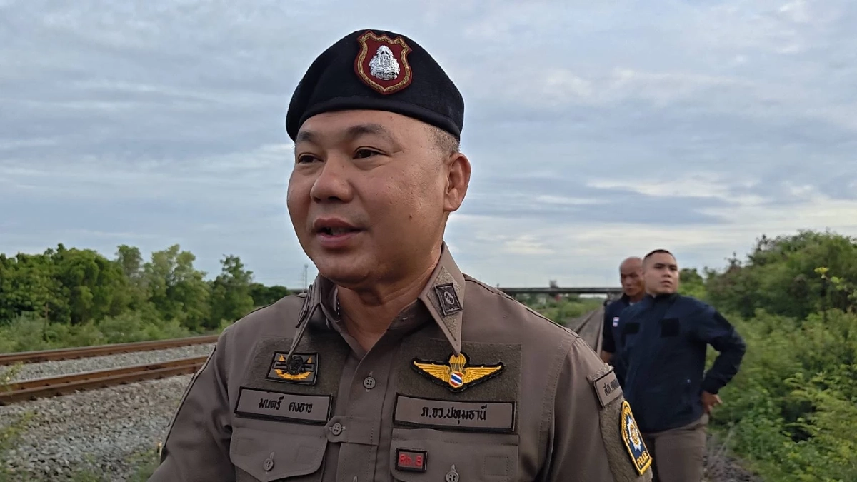 รถไฟขยี้ร่างแหลก เหลือแค่ "ขา-เศษสมอง" ตร.เร่งงมหาชิ้นส่วนในป่ารก