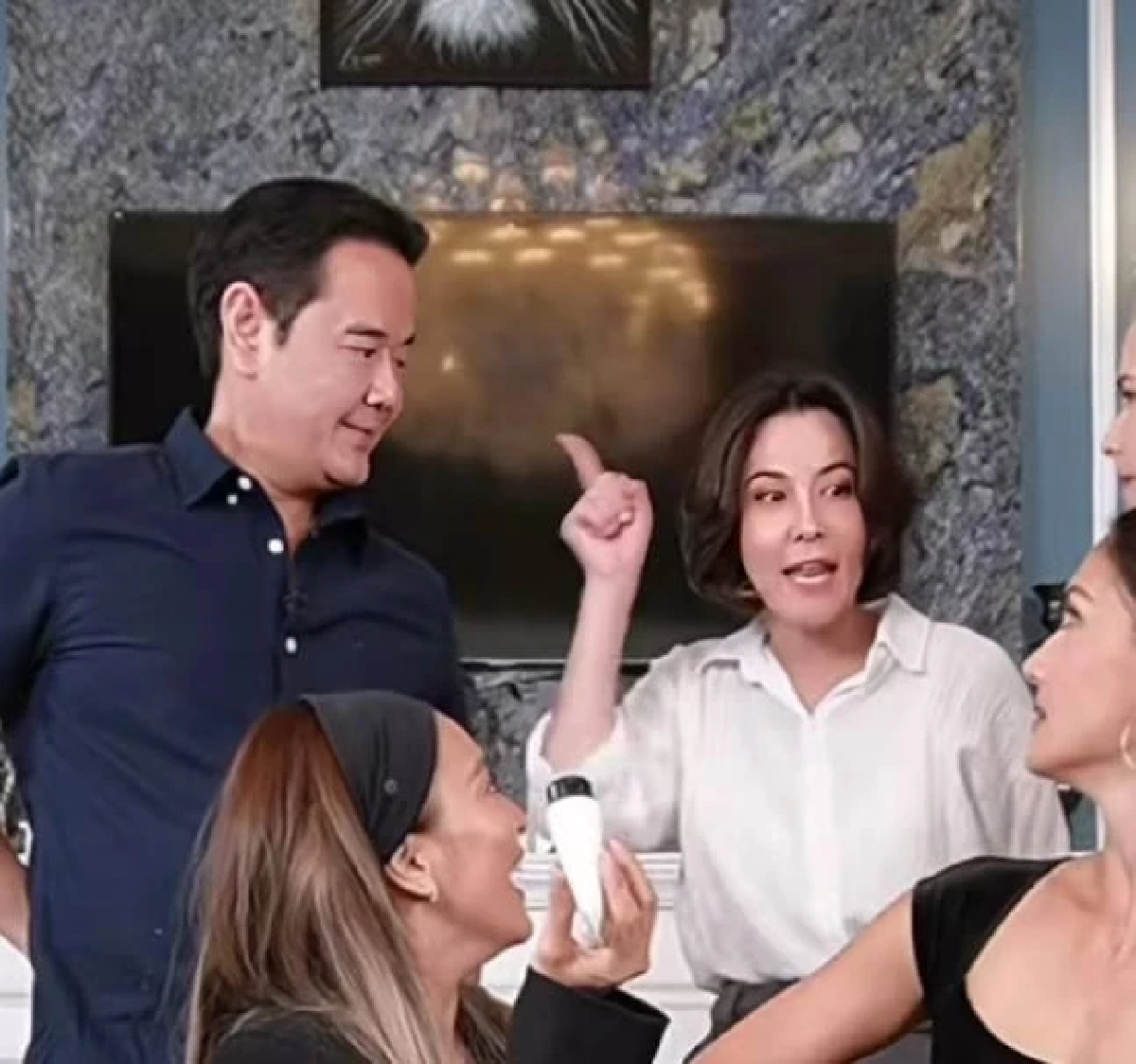 "เป๊ก สัณณ์ชัย" ไม่เลิกสักที ยอมรับเรื่อง "หนิง ปัทมา" เผยสถานะ "ธัญญ่า"