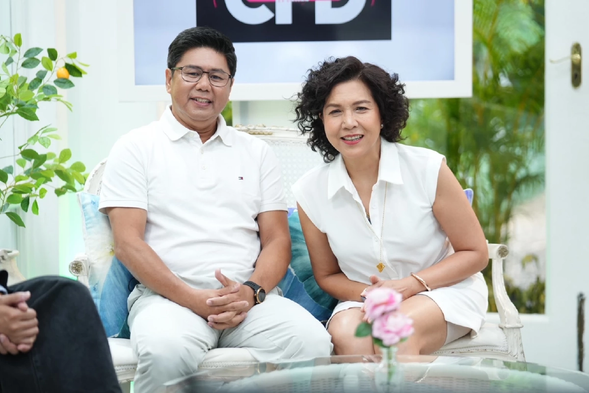 ‘ท็อป ดารณีนุช’ ควงหวานใจเปิดเบื้องลึก ลั่น! ไม่มีวันรีเทิร์นอดีตสามี