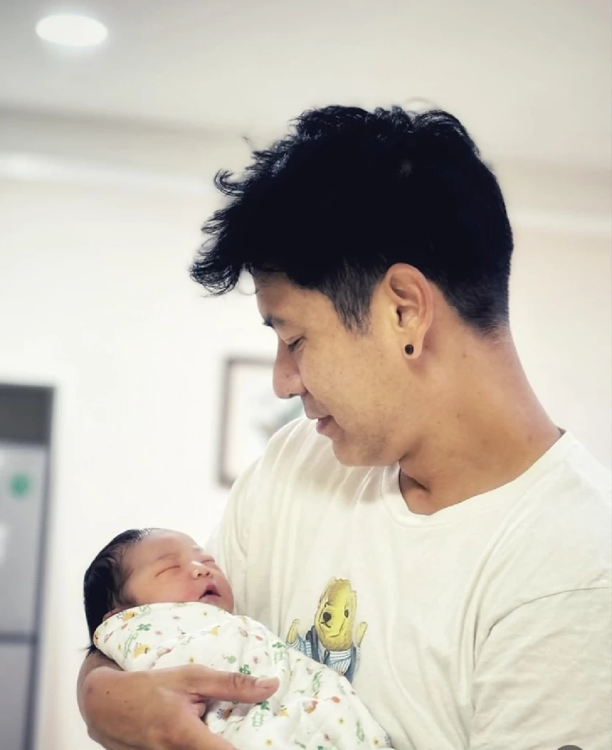 เปิดหน้าลูกสาวคนแรก ‘ตั้น พิเชษฐ์ไชย’ ขึ้นแท่นคุณพ่อป้ายแดง