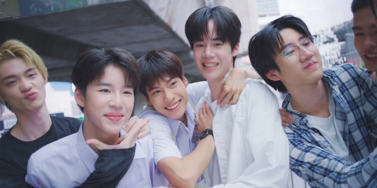สยามแตก! "Make It Right 2026" ยกกองบุกกลางเมือง สปอยเพลงประกอบซีรีส์