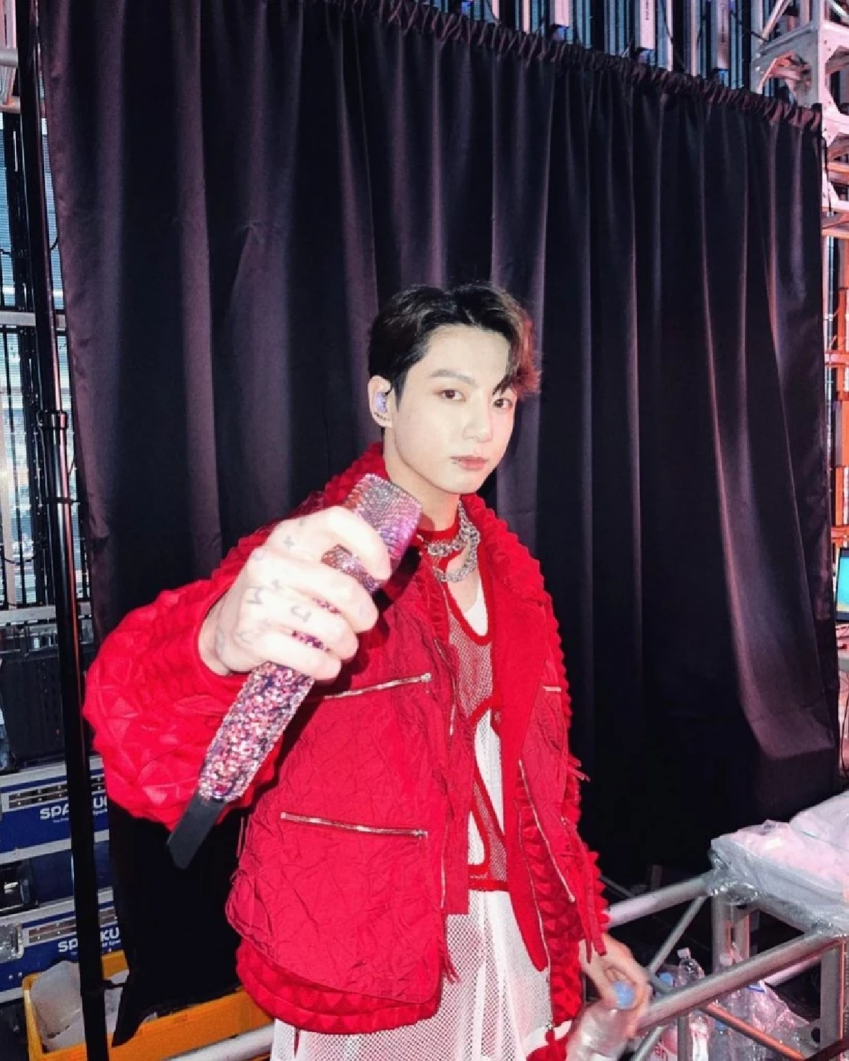ไล่เรียง 'จองกุก BTS' ถูกซาแซง คุกคามอย่างไร? ก่อนฟาดเดือดกลางโซเชียล