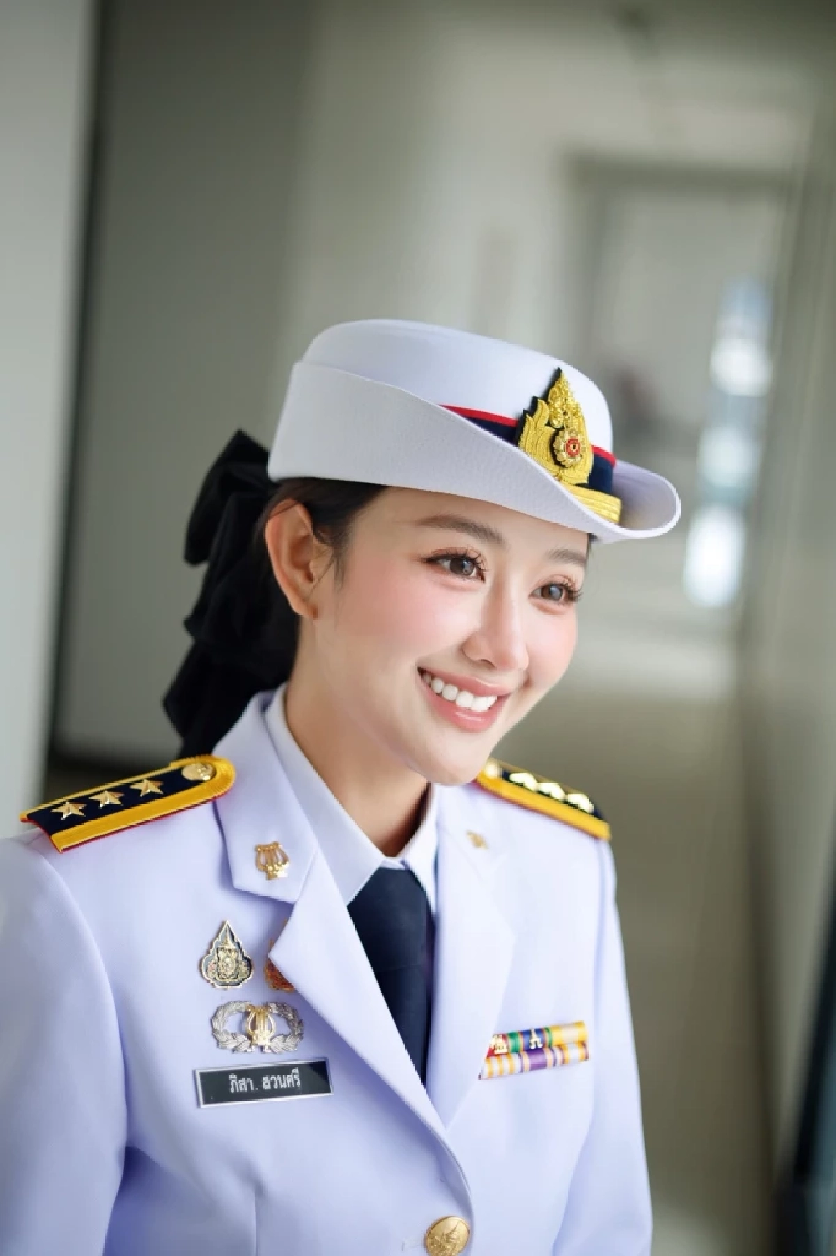 เปิดประวัติรู้จัก ‘ผู้กองซาย ภิสา’ ทายาทลิเกดัง โปรไฟล์ไม่ธรรมดา