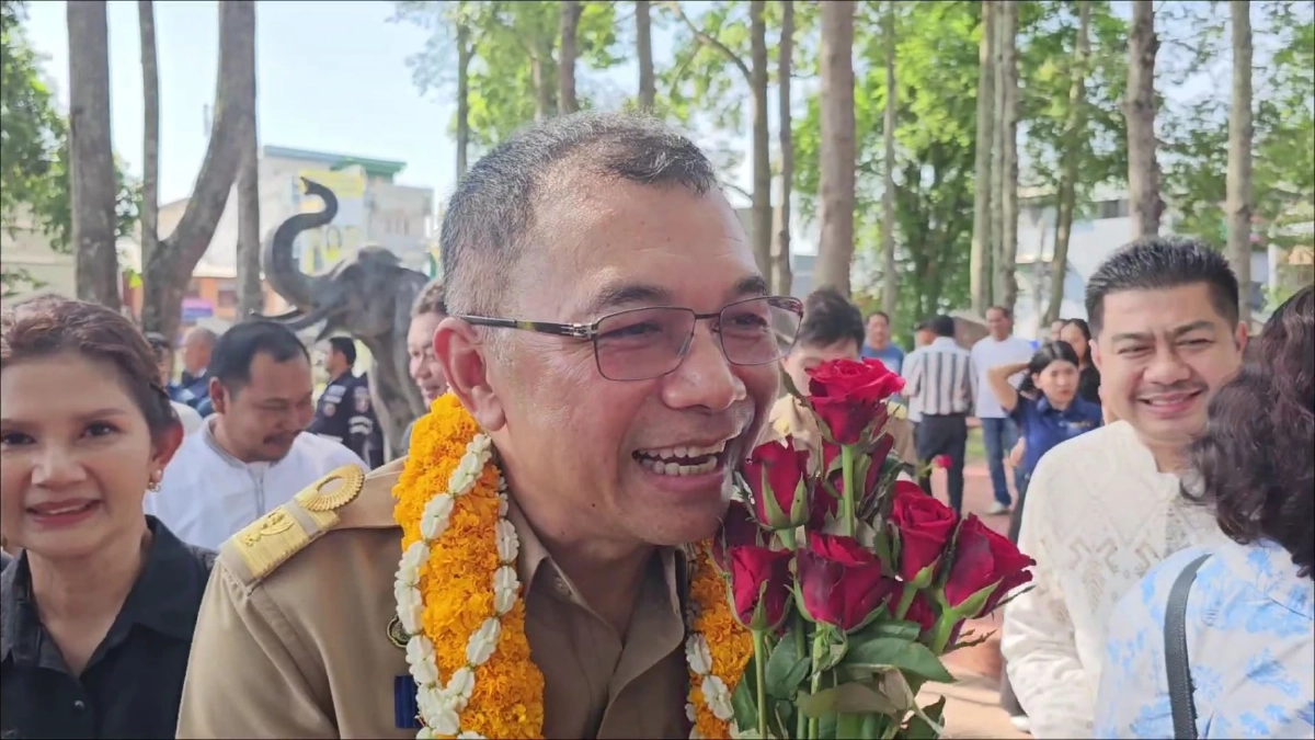 "ธีระพงศ์ ช่วยชู" เดินทางเข้ารับตำแหน่งใหม่ รองผู้ว่าฯ เมืองคอน