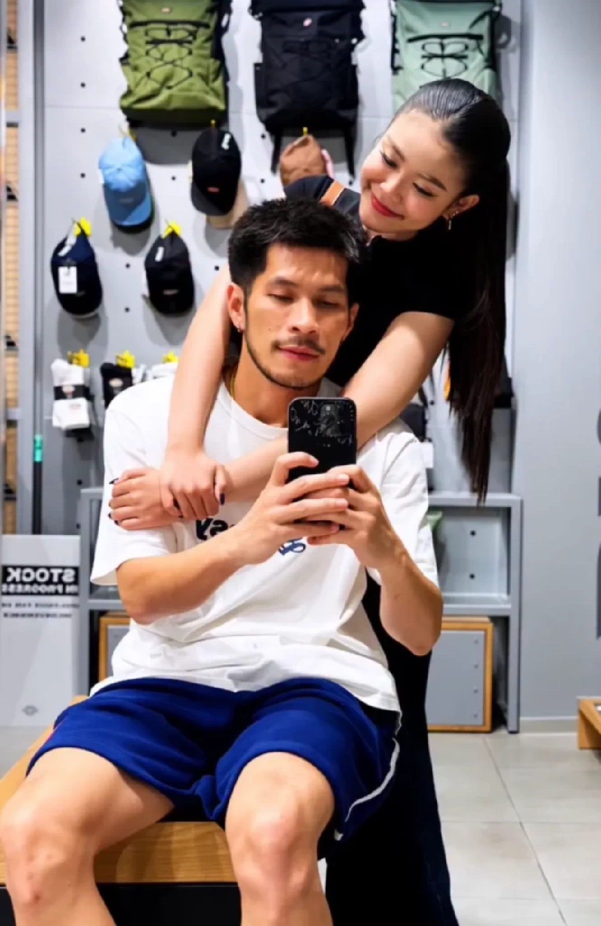 “กัปตันช้าง” เปิดเบื้องหลังรักแรกพบ “ลำไย ไหทองคำ” สู่การขอเป็นแฟน