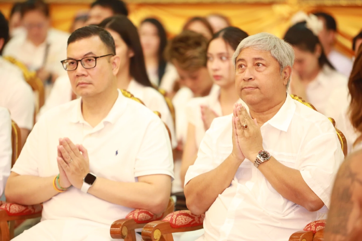 ศิลปินดารา ไหว้ครูบูรพาจารย์ "หลวงพ่อพูล" ละสังขาร 20 ปี