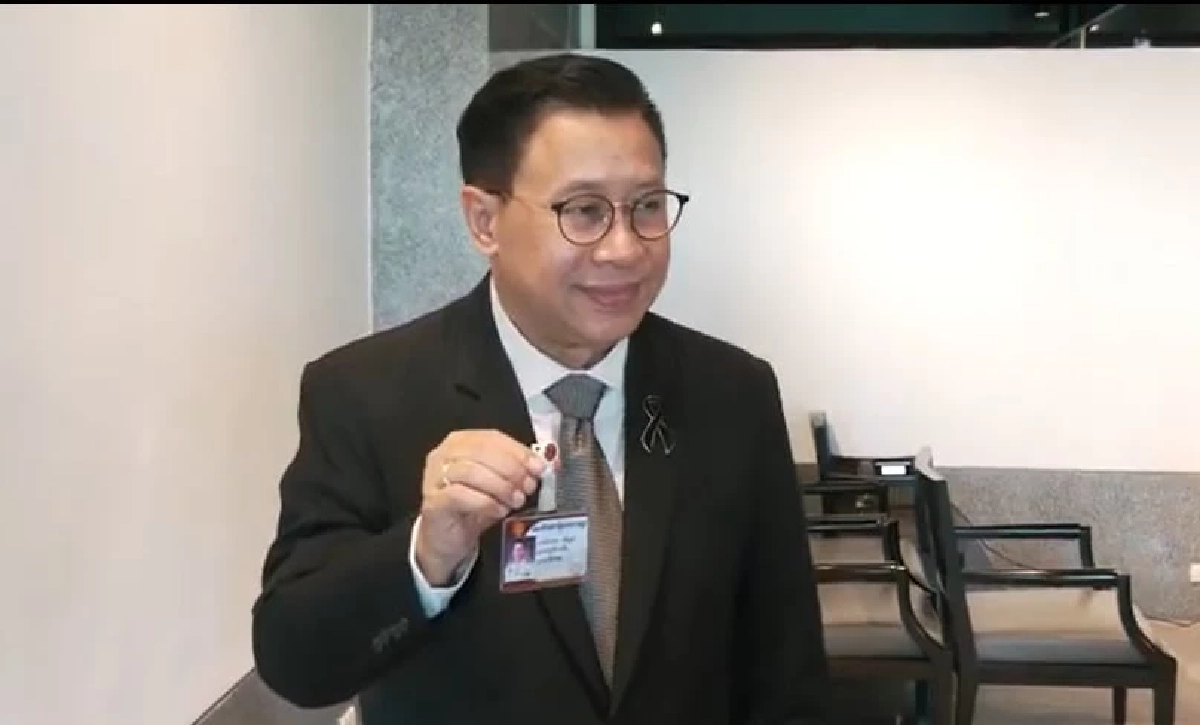 “จักรภพ”ปฏิญาณตน สส. เผย “ทักษิณ” ขอให้ทำหน้าที่เพื่อส่วนรวม