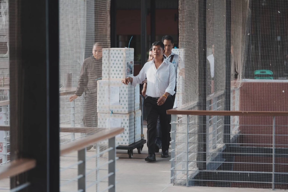 ​กกต.พัทยา โชว์ความโปร่งใส ยุบรวมหีบเลือกตั้ง ติดกล้องวงจรปิดคุมเข้ม 2 ปีทำลาย