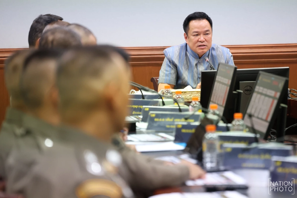 นายกฯ ร่วมประชุมติดตามคืบหน้า "คดีโกงสอบท้องถิ่น" หลังรวบ ผอ.พิชิต-พวก