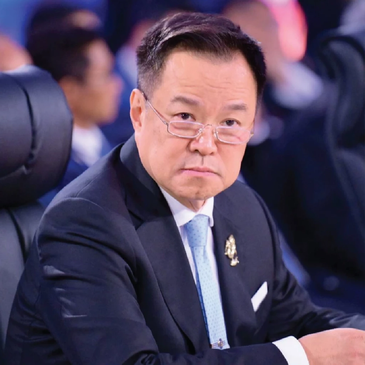 แซ่บ! "ไอติม พริษฐ์" เตือนความจำ "อนุทิน" อย่าลืมรัฐมนตรีบางคน โยงปมดราม่า?