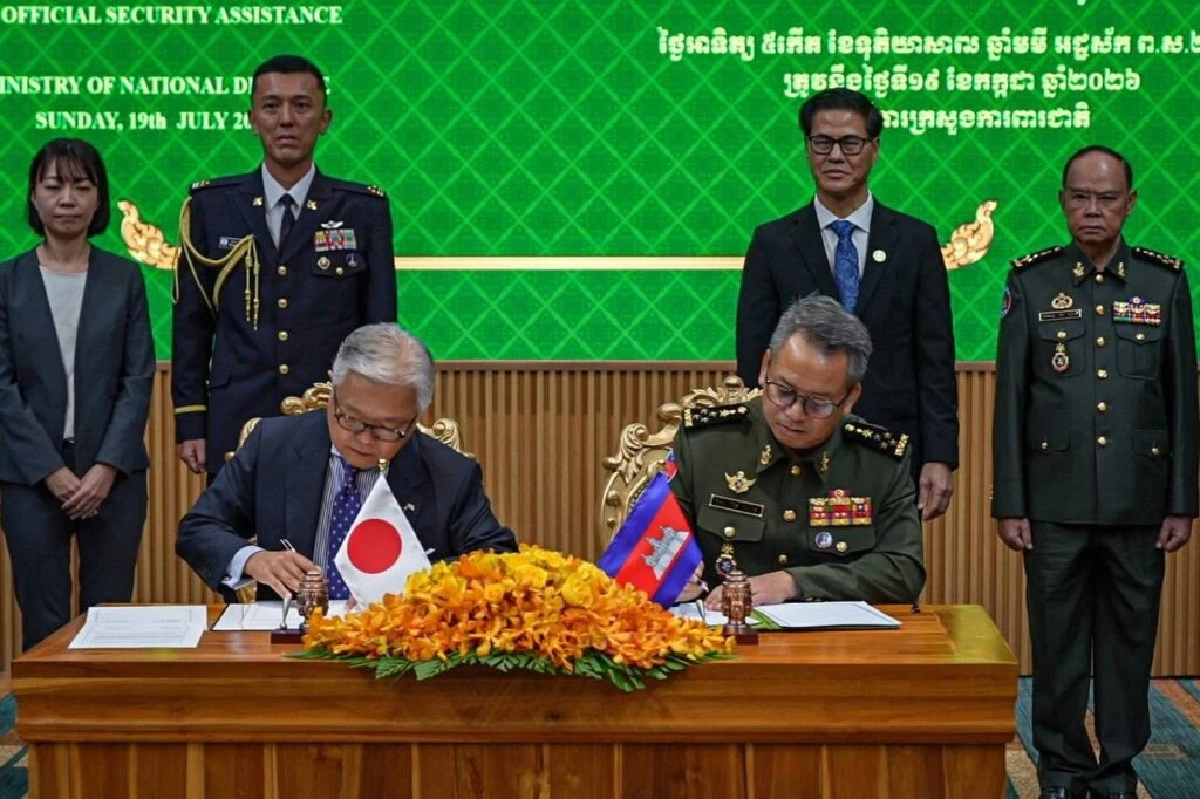 รัฐบาลญี่ปุ่น! มอบยุทโธปกรณ์ - เรือตรวจการณ์ มูลค่า 500 ล้านเยนให้ "เขมร"
