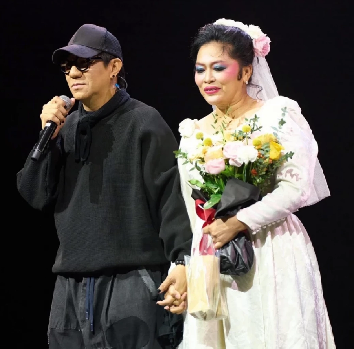 ประวัติ "โย อรุณี" เปิดสัมพันธ์รัก "โน้ส อุดม" FC ตั้งชื่อด้อมสุดเก๋ "ดมโยนี"