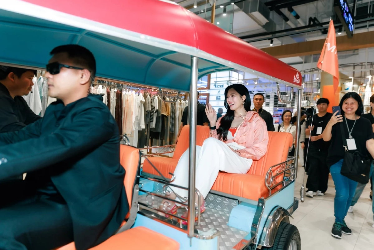 มิสทิน เปิดตัว “หลิงหลิง คอง” พรีเซนเตอร์คนใหม่ พร้อม แป้งรุ่นใหม่