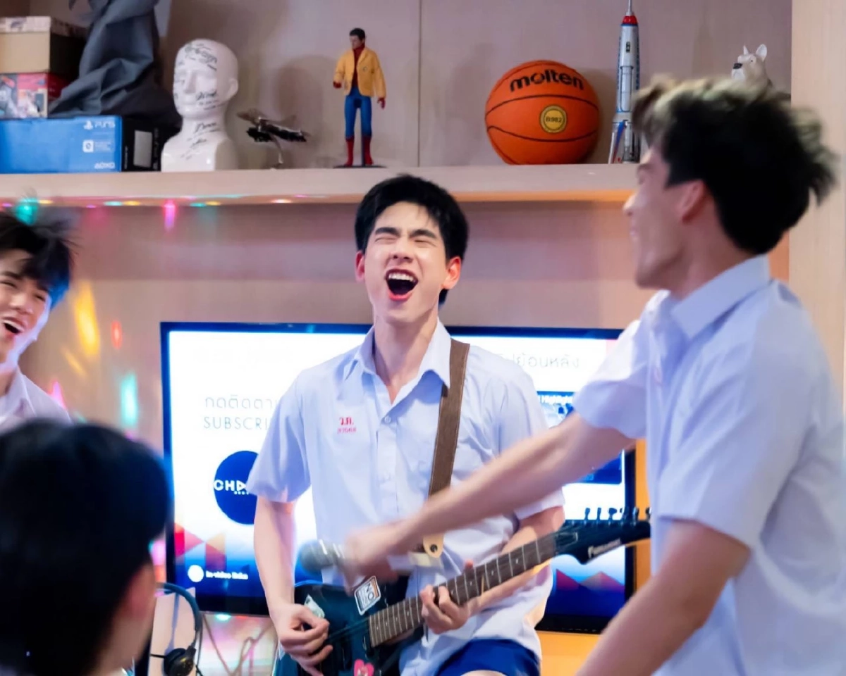 เปิดวาร์ป "ยูจีน อัยภณ" ดาวรุ่ง โปรไฟล์พรีเมียม หล่อ เก่ง รอบด้าน!