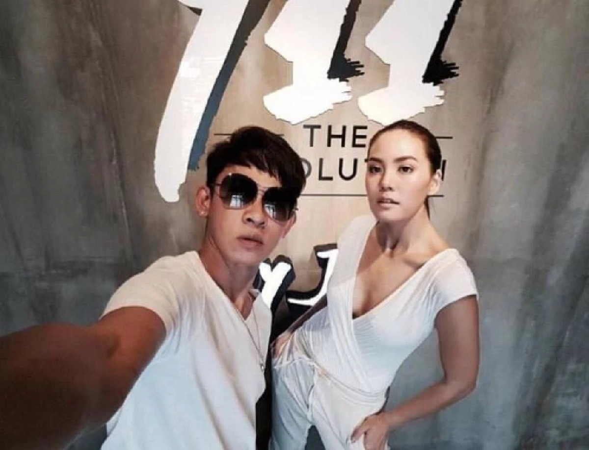 ลือสนั่น 'ช่างผมเบอร์ใหญ่‘ สาดน้ำใส่ 'ดาราสาว' กลางงานแต่งคู่รักซุปตาร์  เรื่องจริงหรือจ้อจี้?
