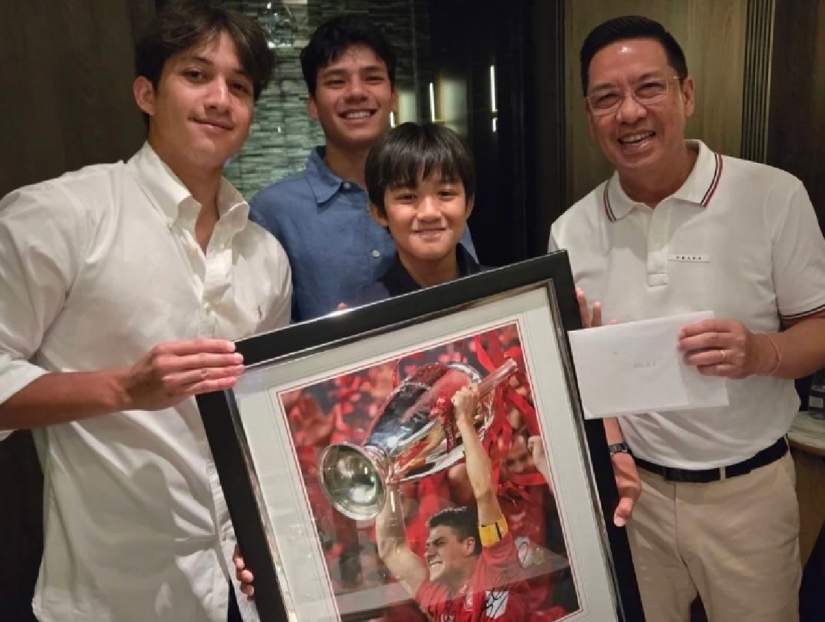 หายาก! ครอบครัวปุณณกันต์ ฉลองวันเกิด "คุณย่าดาริกา" 84 ปี