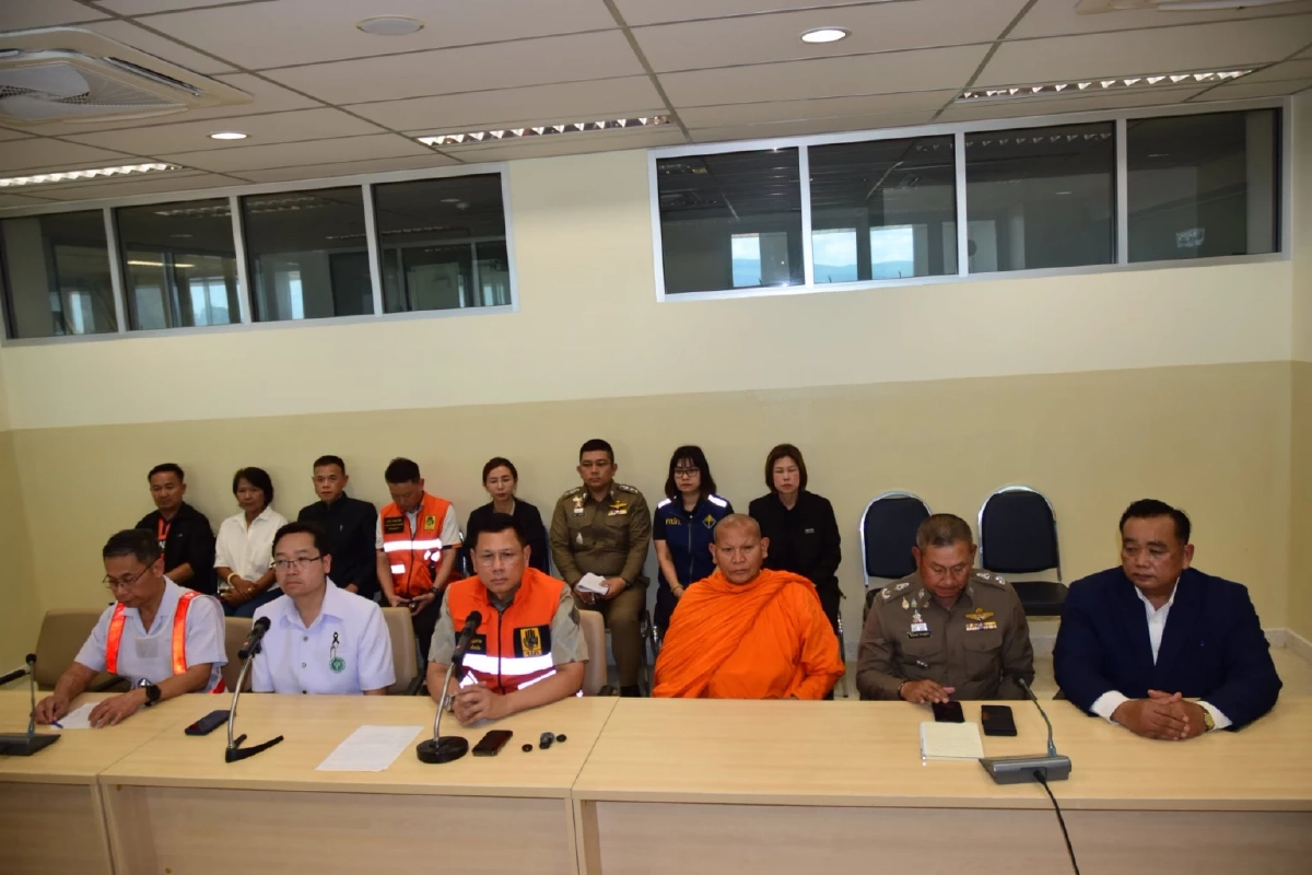อัปเดต กระบะชนพระธุดงค์ มรณภาพ 8 รูป คนขับช็อก! ยังให้ปากคำไม่ได้
