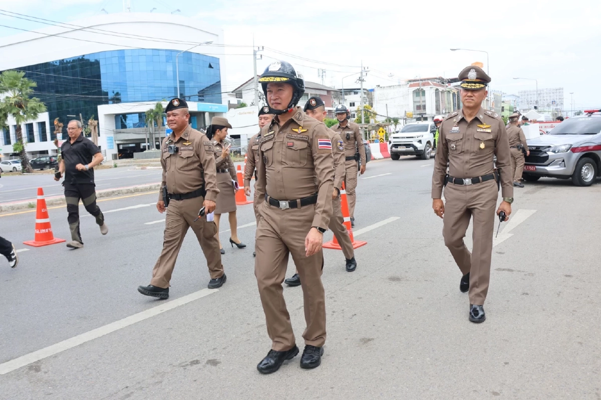 โฆษก ตร. สุ่มตรวจด่านจราจร เมืองเพชรบุรี ย้ำ ต้องโปร่งใส ตรวจสอบได้
