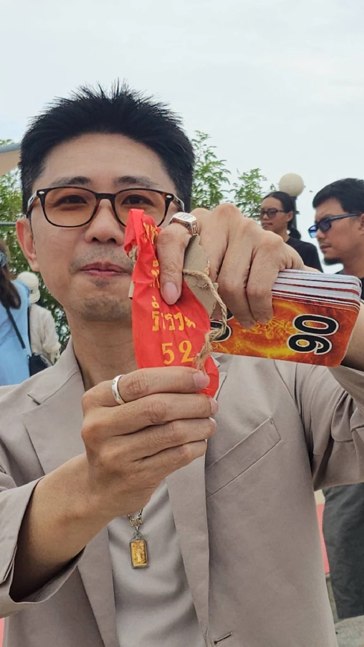 เลขเด็ดงวดนี้ "เลขประทัด" เสริมดวงเปิดทรัพย์ รับยอดปัง จุดประทัด 3,000 นัด