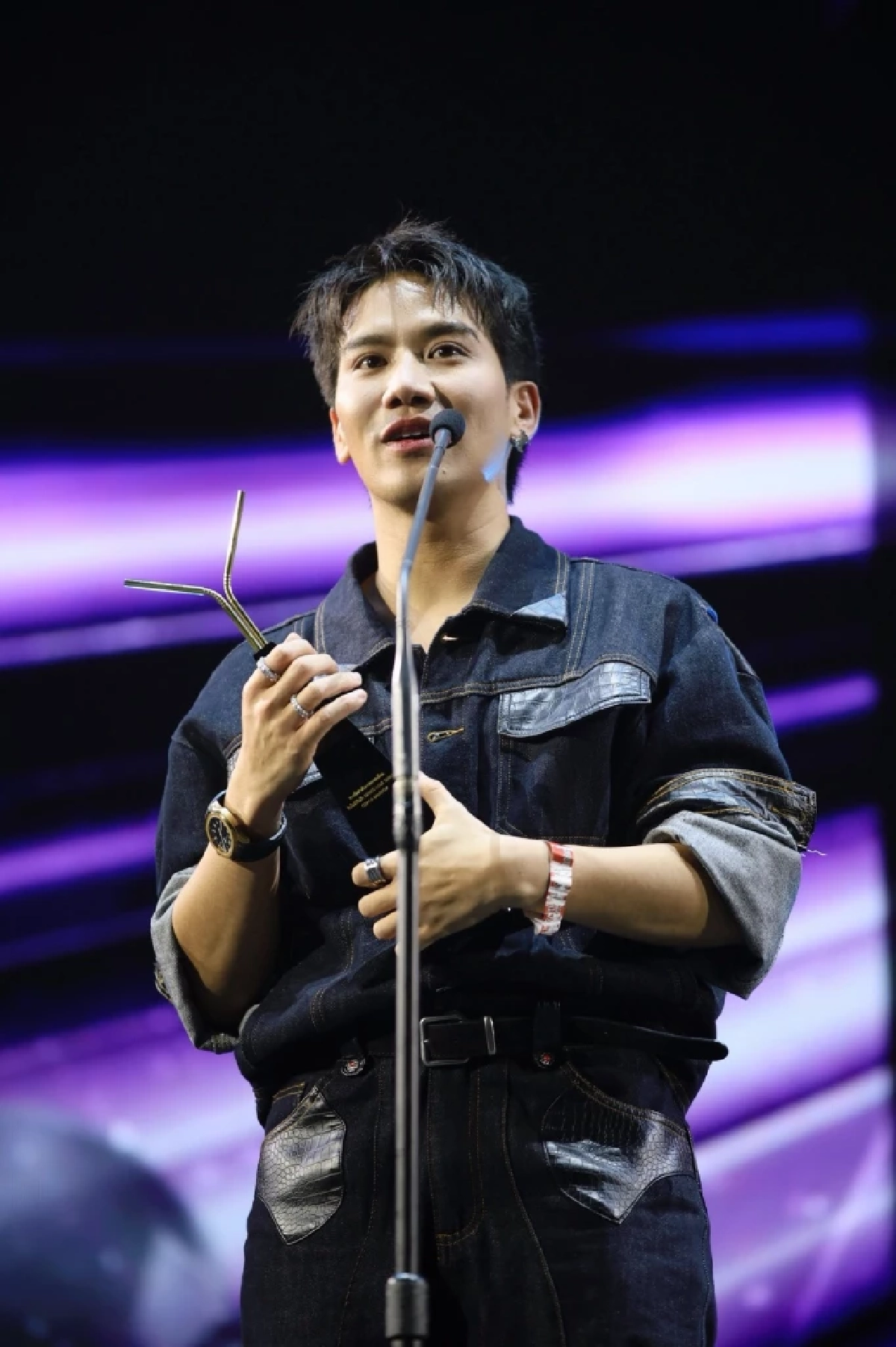 "ชีวิน" ตอกย้ำผู้กำกับคุณภาพ คว้ารางวัลบนเวที Thailand Y Content Awards 2025