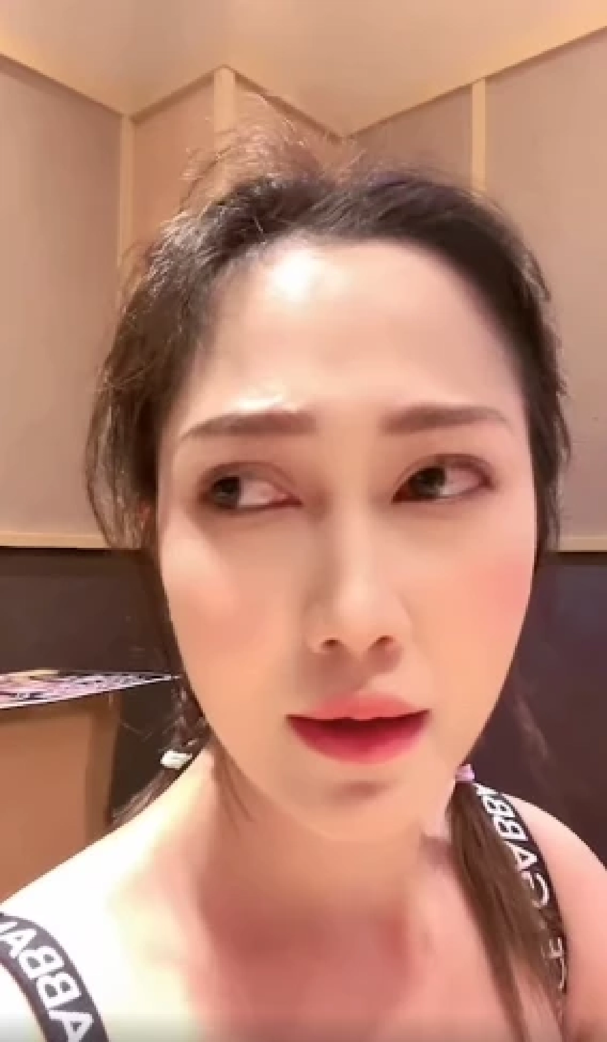 ดราม่าอีก! "ไฮโซน้ำหวาน" ไลฟ์สดเล่าเจอ "พ่อนาวินต้าร์" บล็อก