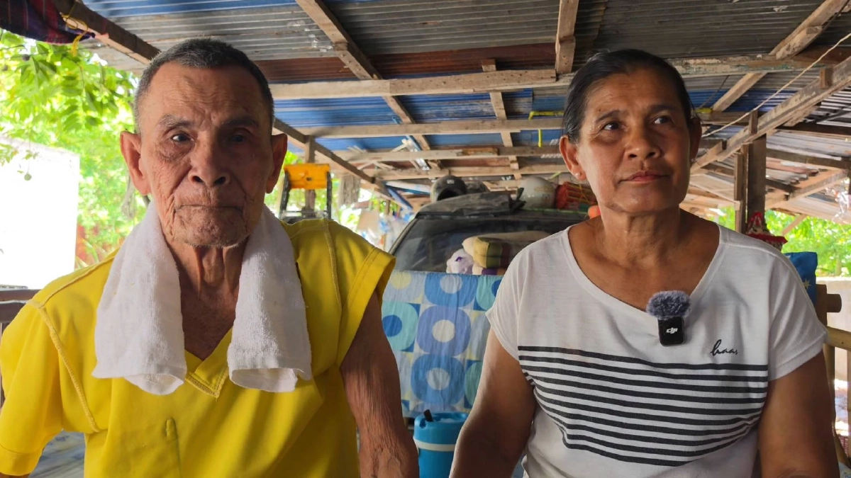 คุณตาวัย 85 ปี ตาบอด 2 ข้าง ร้องไห้ชวดบัตรคนจน วอนรัฐคืนสิทธิ