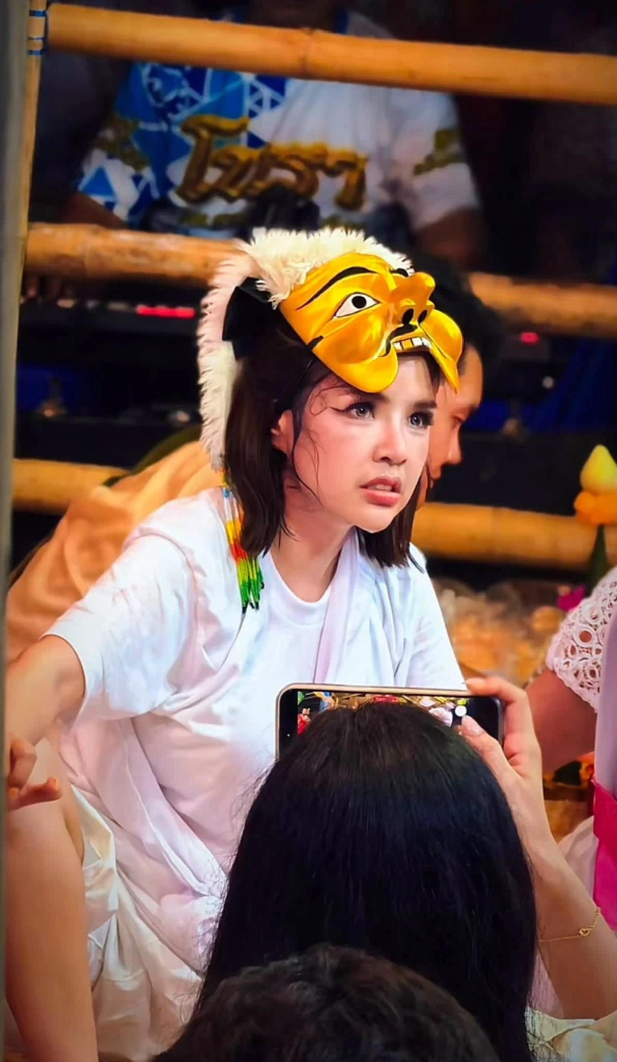 ขนลุก! "เจนนี่" ทำพิธีไหว้ครูหมอโนราห์ ความเชื่อ "ตาพรานหน้าทอง" คืออะไร?