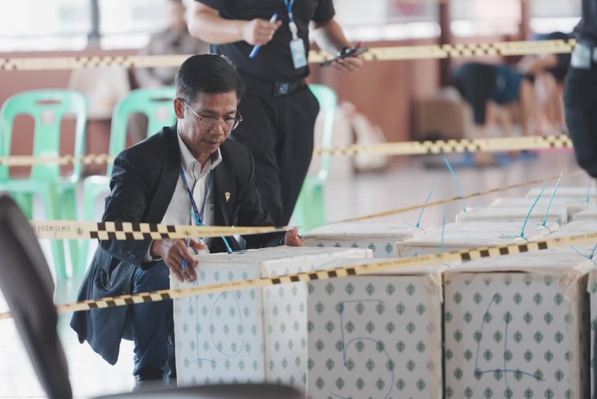 ​กกต.พัทยา โชว์ความโปร่งใส ยุบรวมหีบเลือกตั้ง ติดกล้องวงจรปิดคุมเข้ม 2 ปีทำลาย