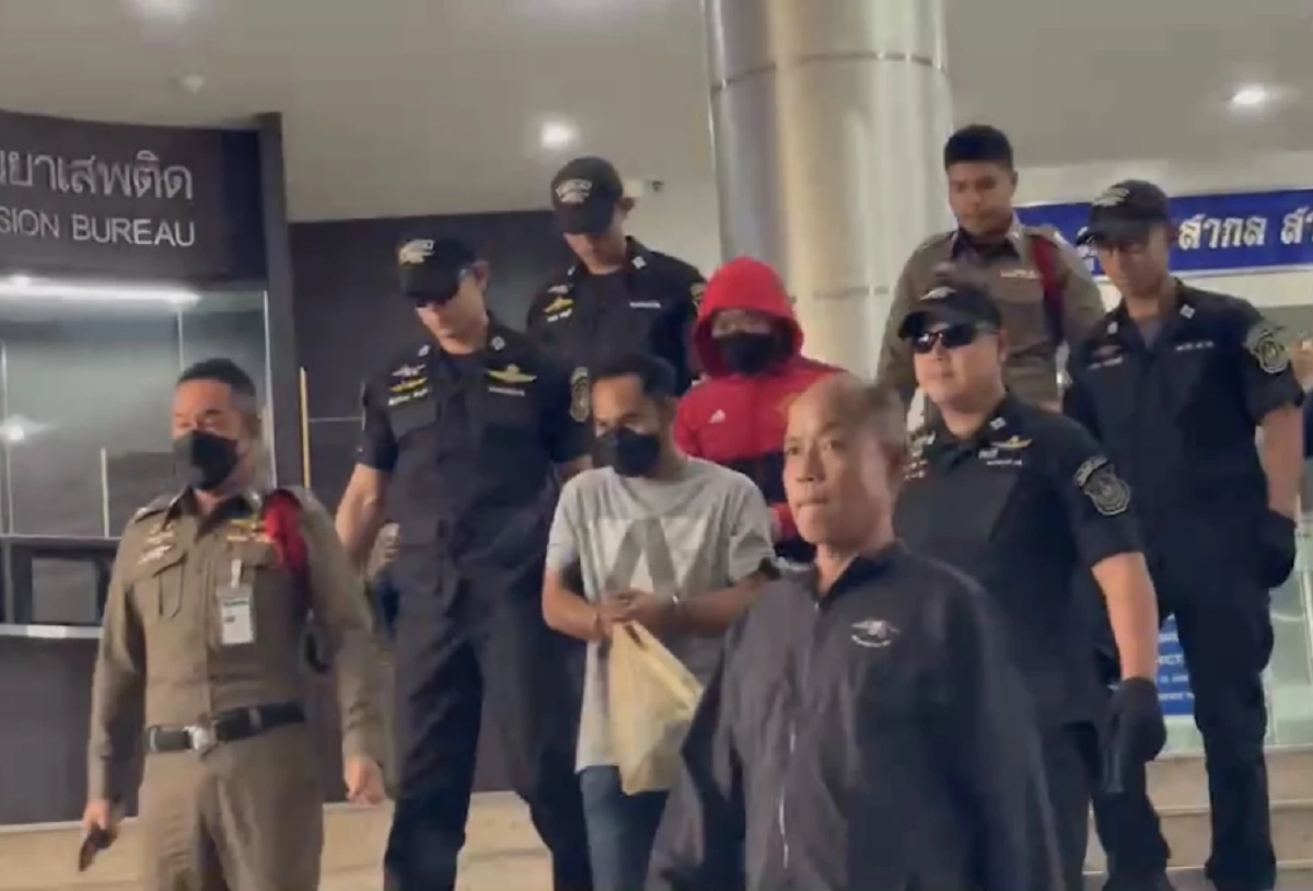ฝากขัง! 2 ผู้ต้องหา มือส่งเฮโรอีน ให้ “แอร์มินา” ค้านประกัน