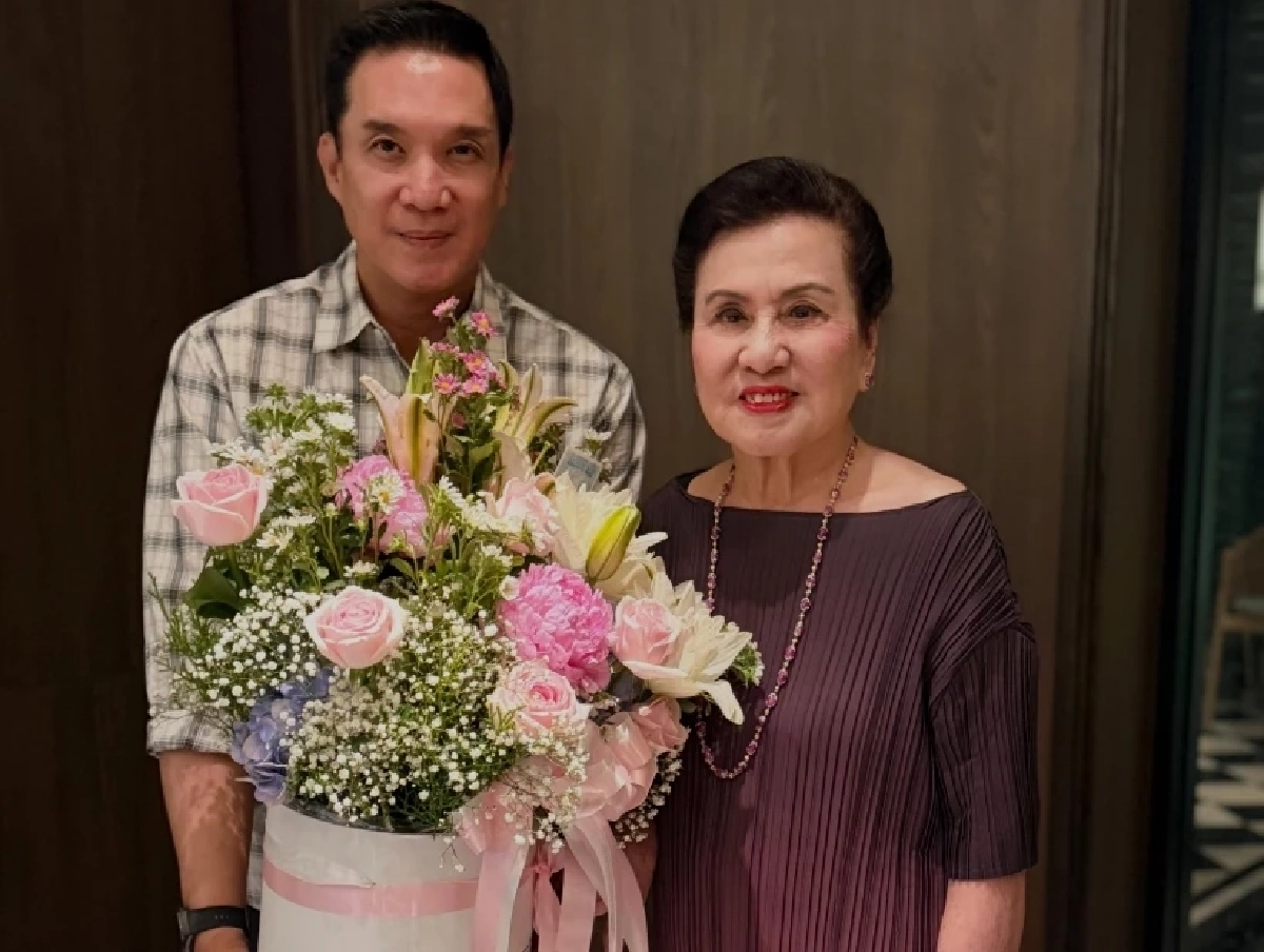 หายาก! ครอบครัวปุณณกันต์ ฉลองวันเกิด "คุณย่าดาริกา" 84 ปี