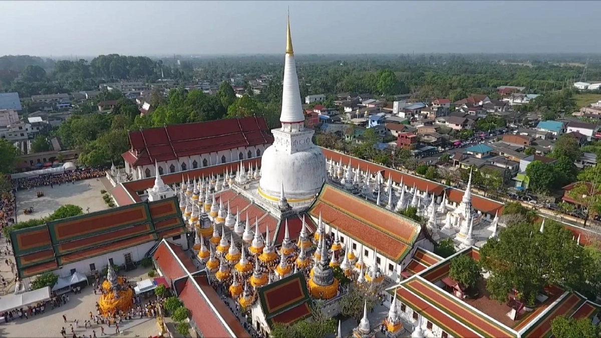 ยูเนสโก รับรอง ‘วัดพระมหาธาตุฯ’ เป็นมรดกโลกแห่งที่ 6 แล้ว!