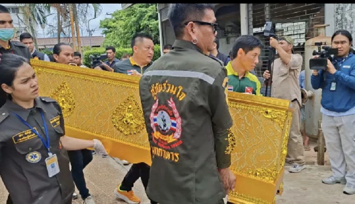 เคลื่อนย้ายร่าง พระภิกษุ 10 รูป มรณภาพ จากเหตุรถพุ่งชน กลับภูมิลำเนา