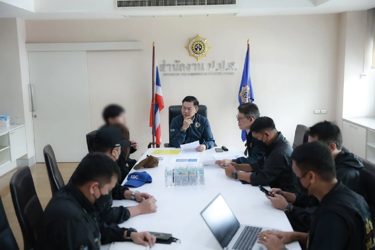 ป.ป.ส. ระบุ พบเฮโรอีนในกระเป๋าผ้า "แอร์รับหิ้ว" 2 จาก 12 ใบ คาดน้ำหนักรวม เกือบ 2 กก.