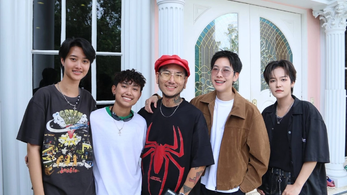พี่เปลี่ยนหนูอีกแล้วเหรอ.. "ป๋าต๊อบ - ปีใหม่" เปิดใจ หลังเจอเด็กถาม
