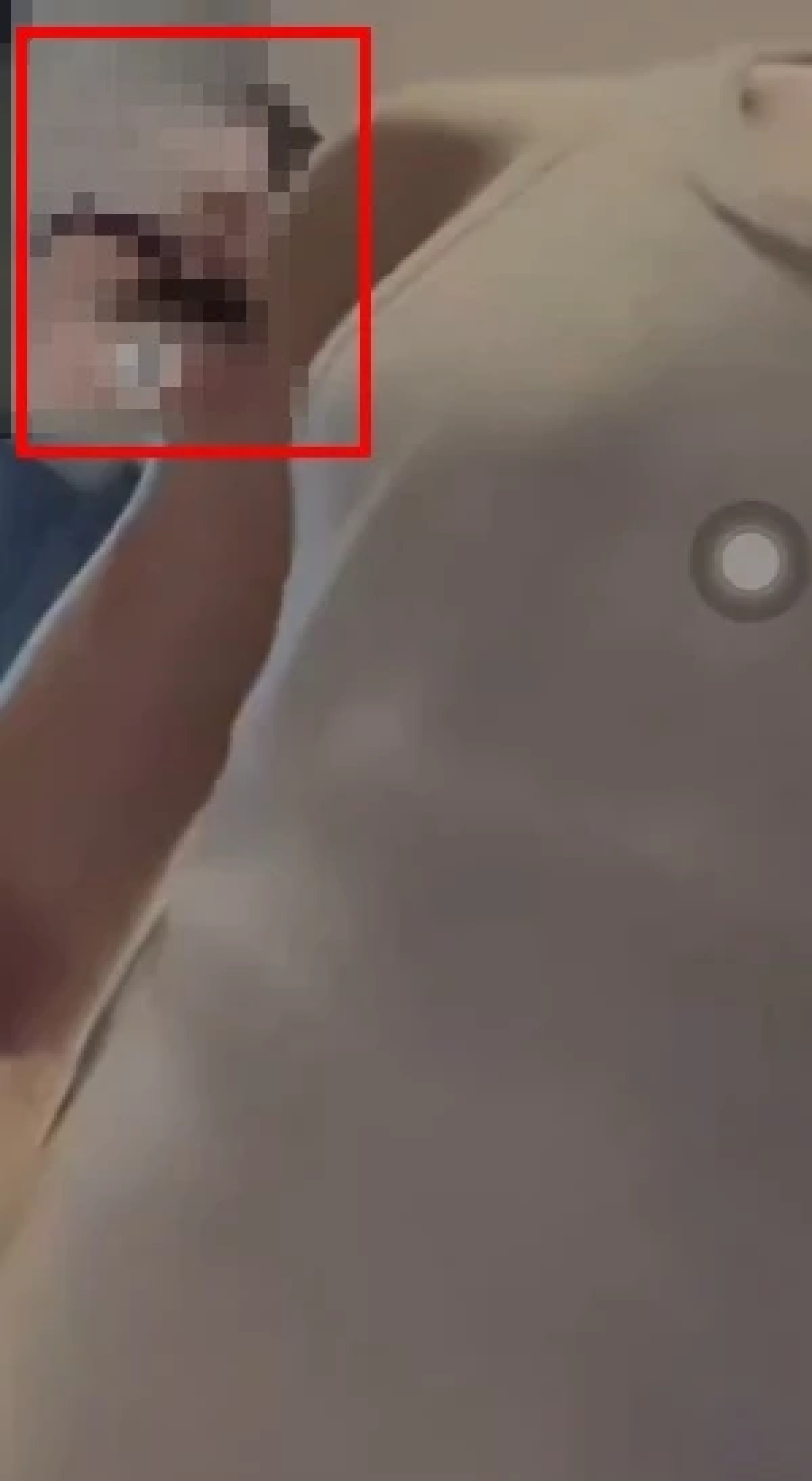 กระฉ่อน คลิปหลุด? อินฟลูฯ หนุ่ม ด. แชร์ว่อนโลกออนไลน์ โยงใครรู้เลย