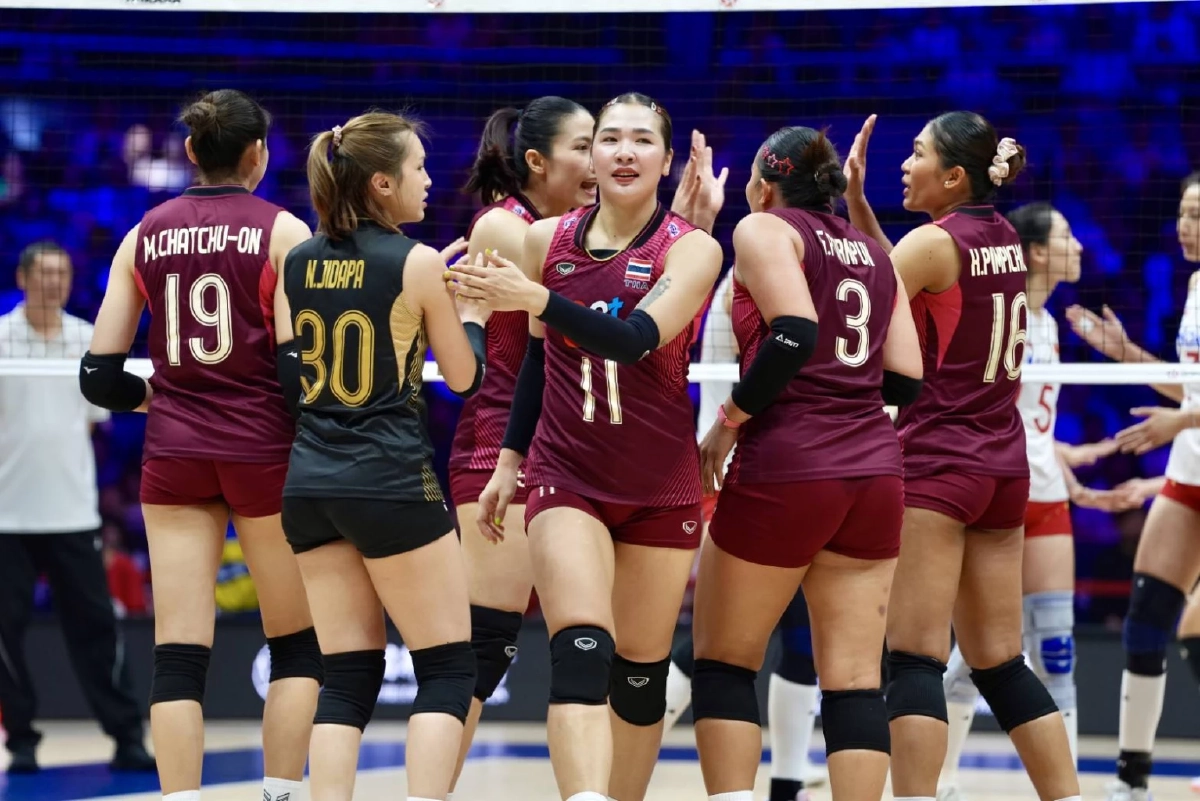 ประวัติศาสตร์เกิดขึ้นแล้ว "ทีมชาติไทย" ชนะจีน 3-2 เซต คว้าตั๋วไปโอลิมปิก