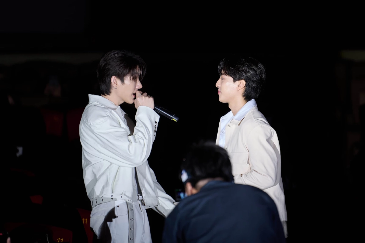 ฟินสนั่น! "บาส-หลงชาง" ควงคู่โชว์หวาน ปิดฉาก "แสงดาว แสงศรัทธา"