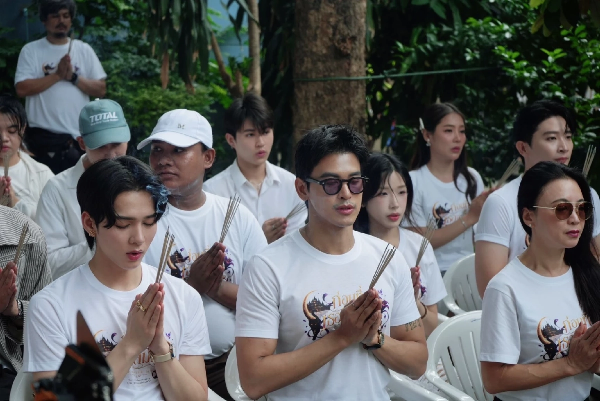 'ฟิล์ม จิรายุ – ดิว จิรเมธ'บวงสรวง Remember Me ซีรีส์วายสุดลึกลับ